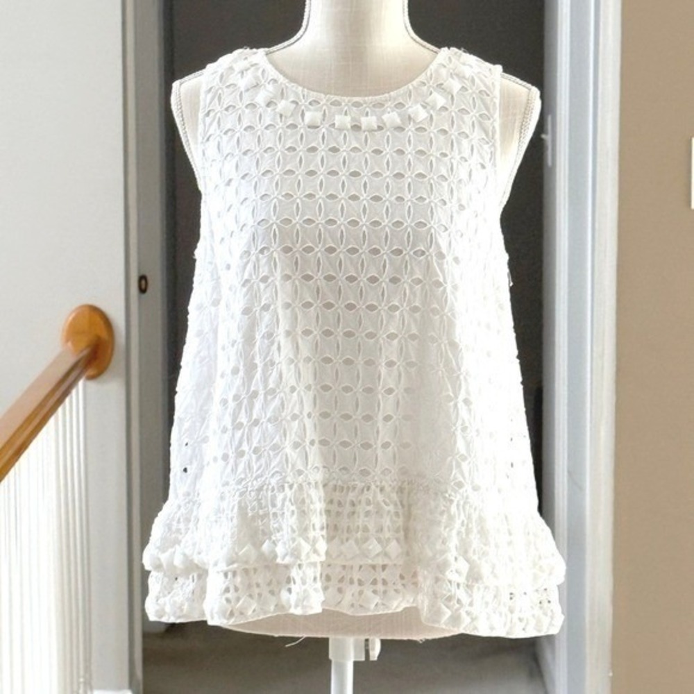Maeve Anthropologie Monika Beaded Eyelet Blouse Sleeveless Ruffle Hem M